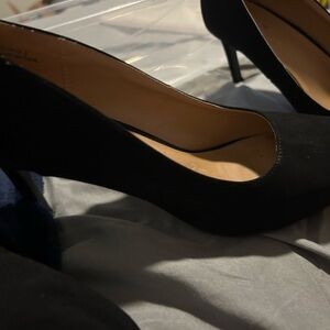 Elegant Black Women's Pumps